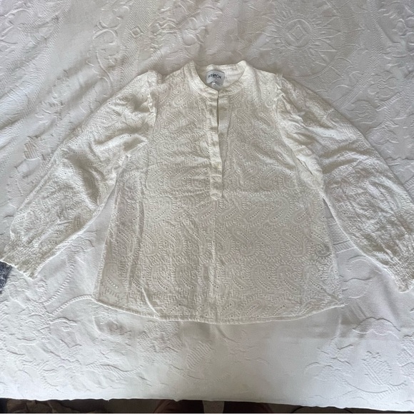 Frnch Clyde embroidery with ruffles Shirt – Blanc - Picture 12 of 15